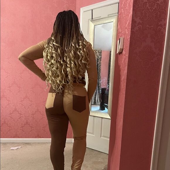 Womens Set - Picture 4 of 5